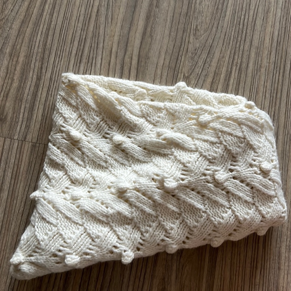 Gap cozy and soft infinity scarf